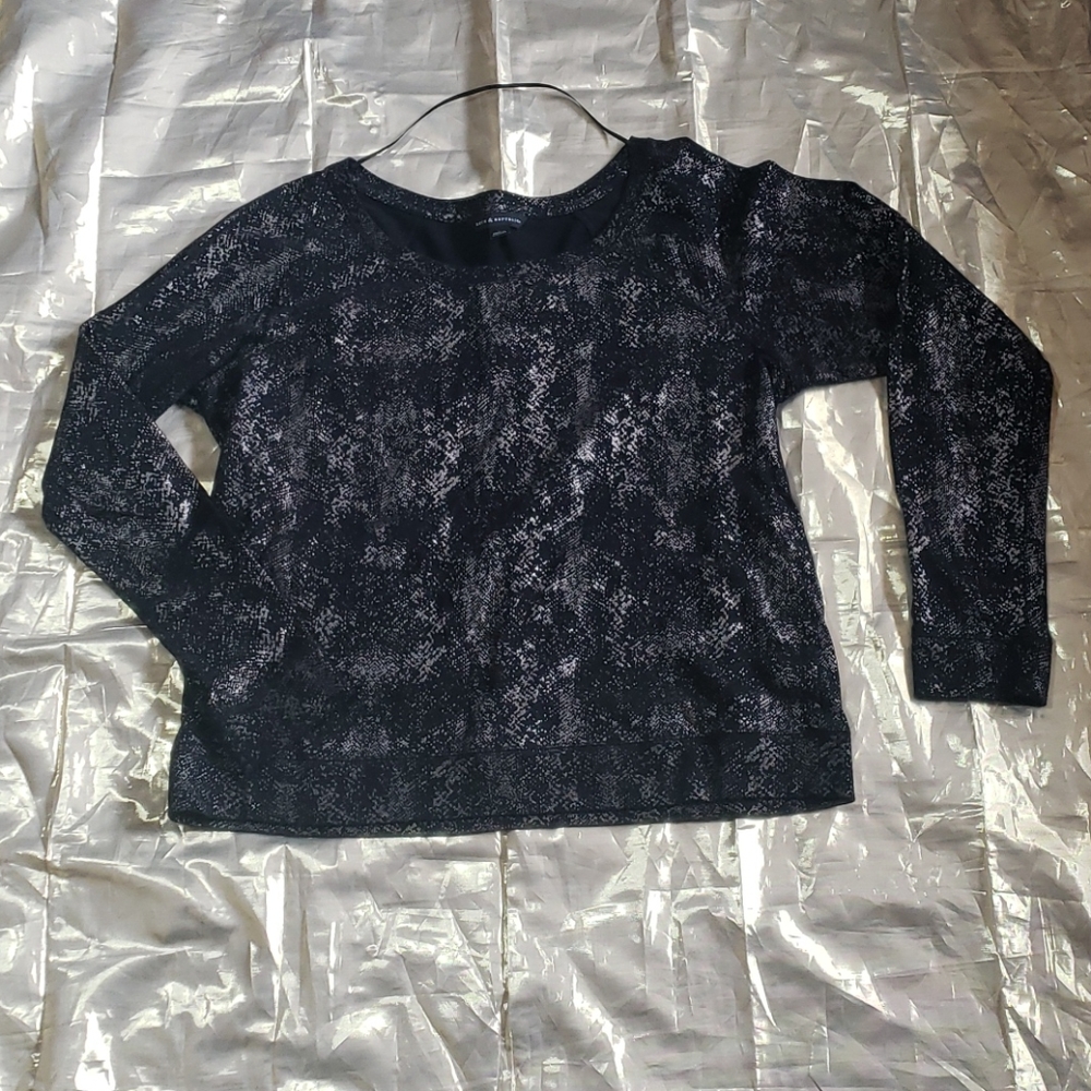 Rock &Republic Long Sleeve Top Sz. L